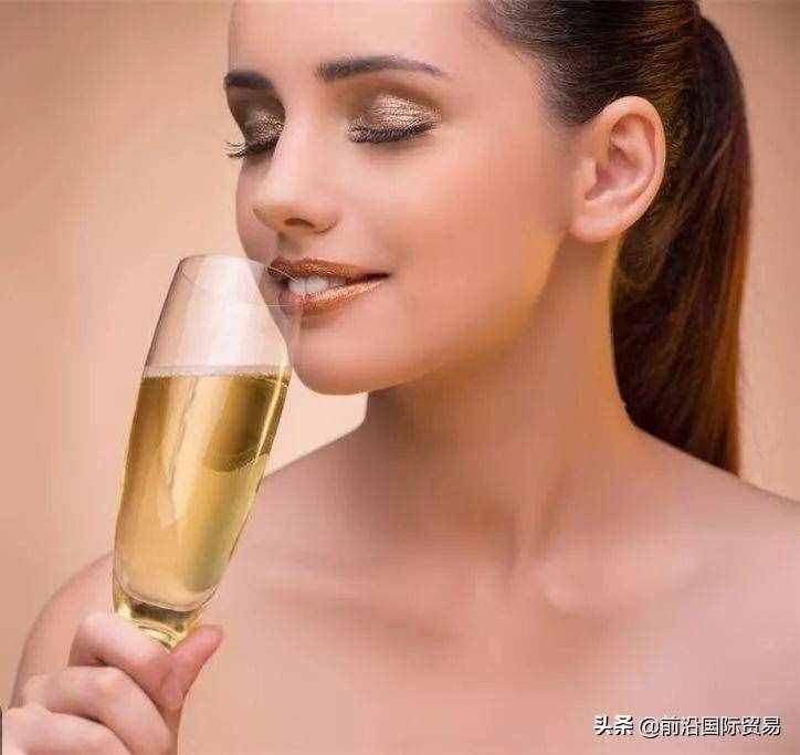 初识香槟酒和起泡酒的区别，香槟酒是葡萄酒吗？为什么那么贵？