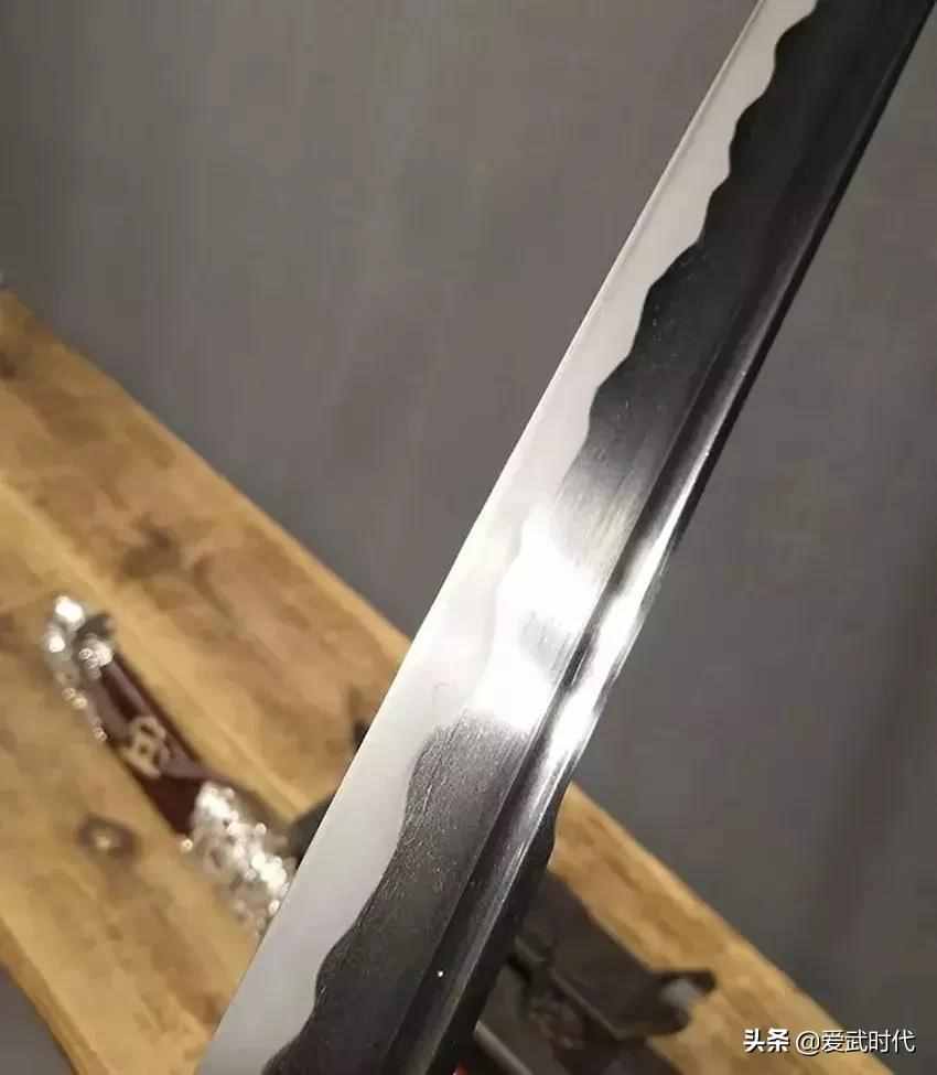 十八般兵器 || 用炒钢法制作的刀剑，价格为何这么高？