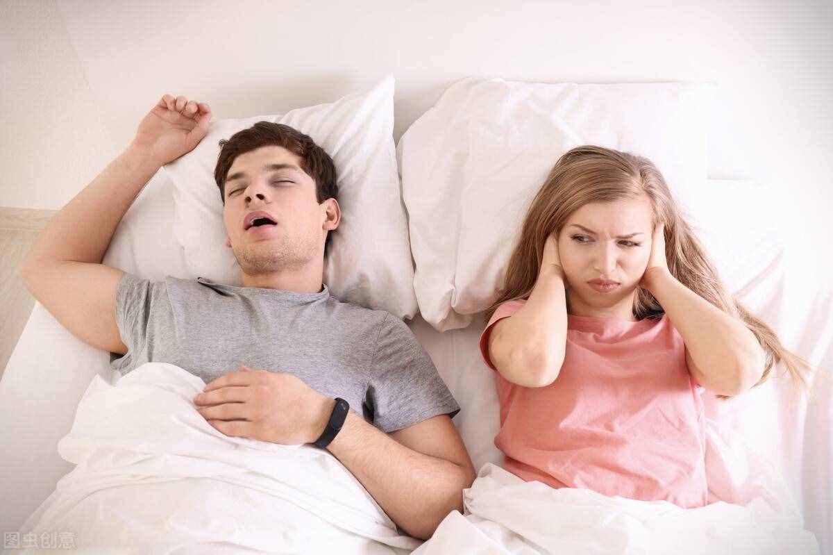 睡觉为什么打呼噜，是什么原因导致的?3种方法可以缓解打呼噜问题