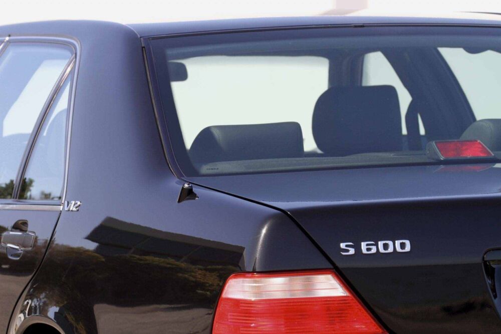 奔驰S级轿车的巅峰—W140虎头奔S600