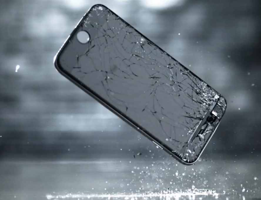 手机屏幕碎了别去被宰了！维修师傅透漏，如何不被忽悠多花钱