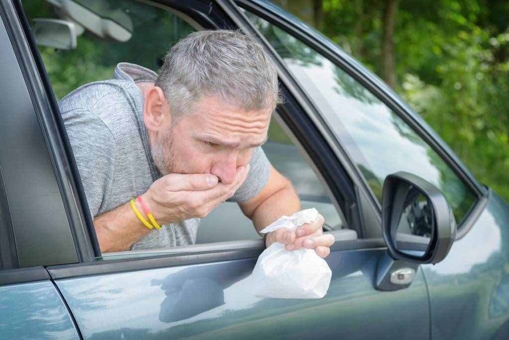 开车不晕车，为何坐车会晕车？除了服用药物，如何防止晕车？