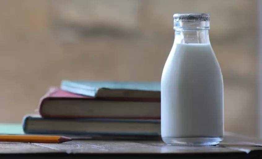 舒化奶、早餐奶、谷物奶、脱脂奶、有机奶……哪种牛奶最值得买？