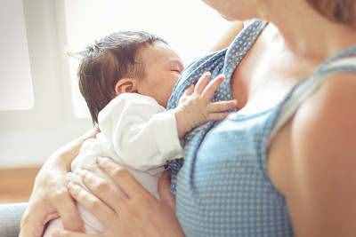 健康小站播报｜妈妈感冒后继续哺乳，可以提高宝宝抗感冒能力