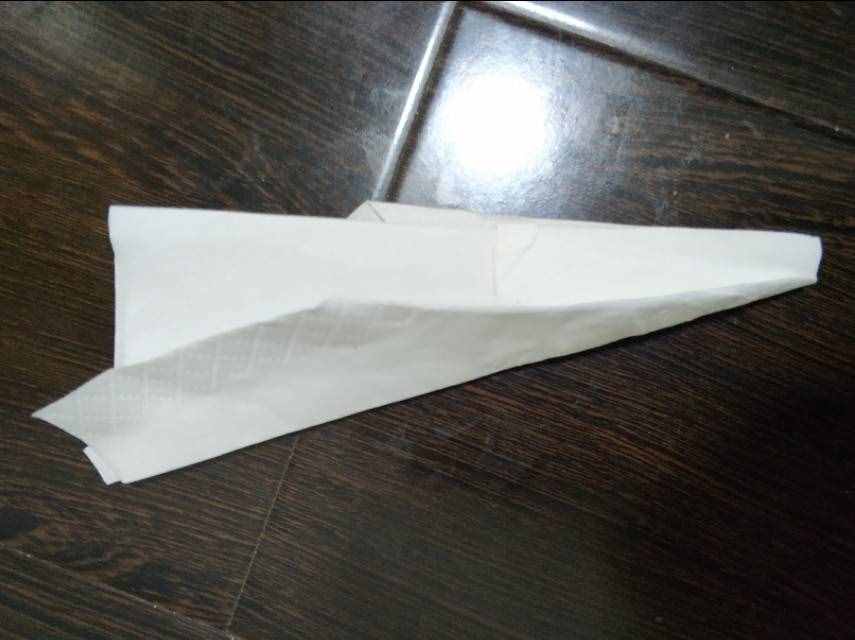 七步教你简单纸飞机折叠方法，小时候我们常玩，快来一起叠纸飞机