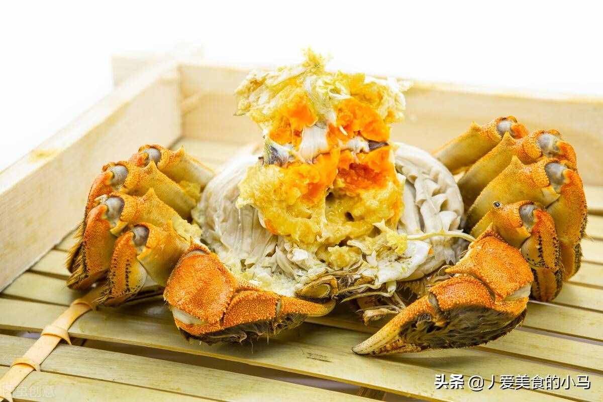 吃螃蟹时，懂的人从来不吃这7个部位，不仅难吃，还有害