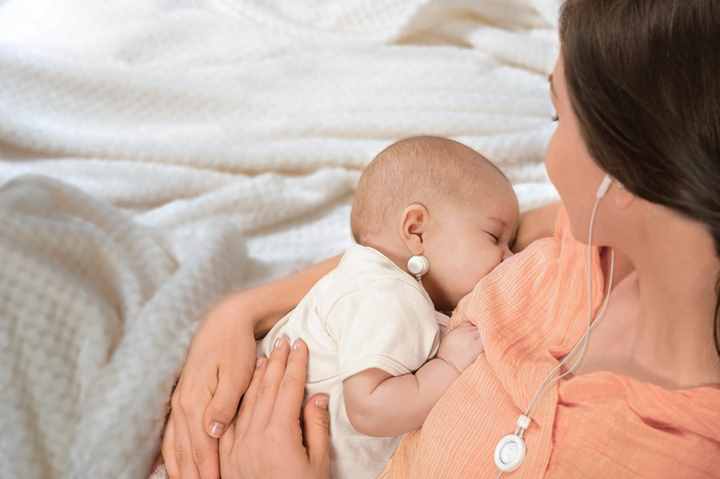为啥提倡母乳喂养？其营养价值及来带的好处，对妈妈和宝宝都有利