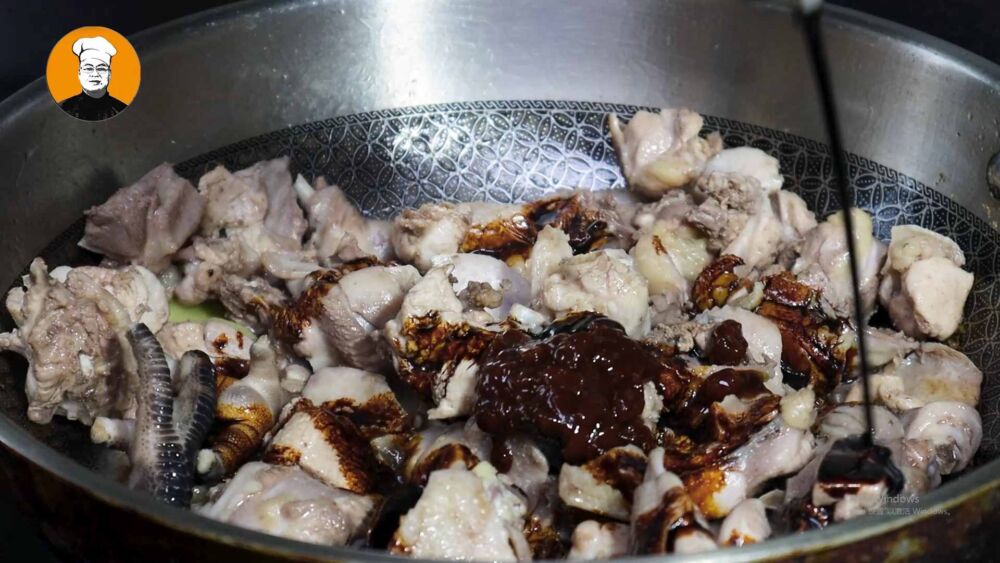 大厨教你红烧鸡块正确做法，鸡肉软烂不柴，鲜香入味，简单易学