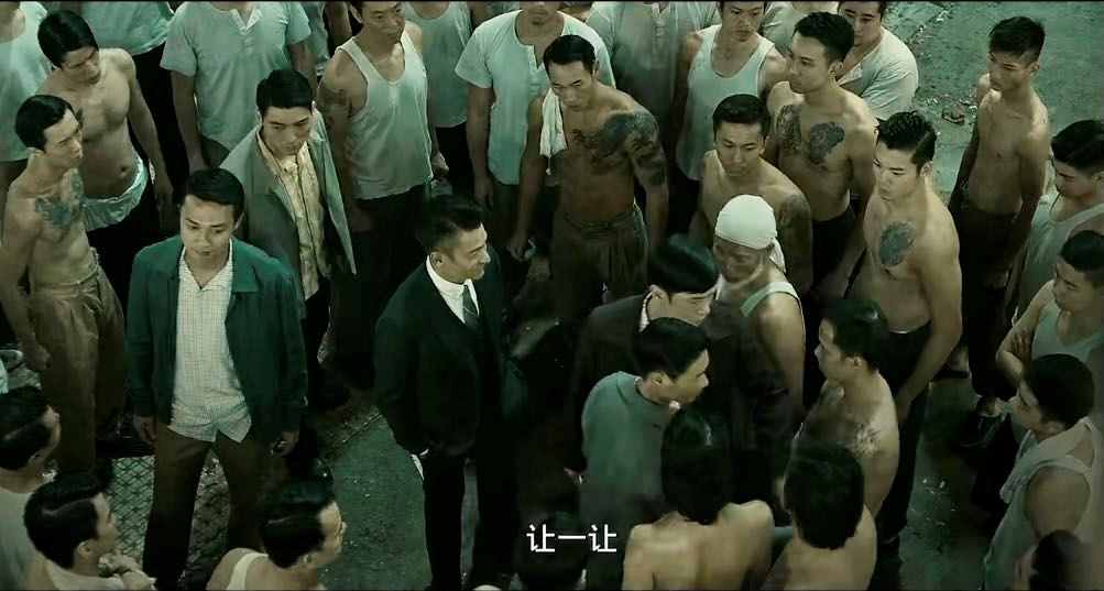 香港电影里，阿sir们为何从不进九龙城里抓人？中国最特殊的领土