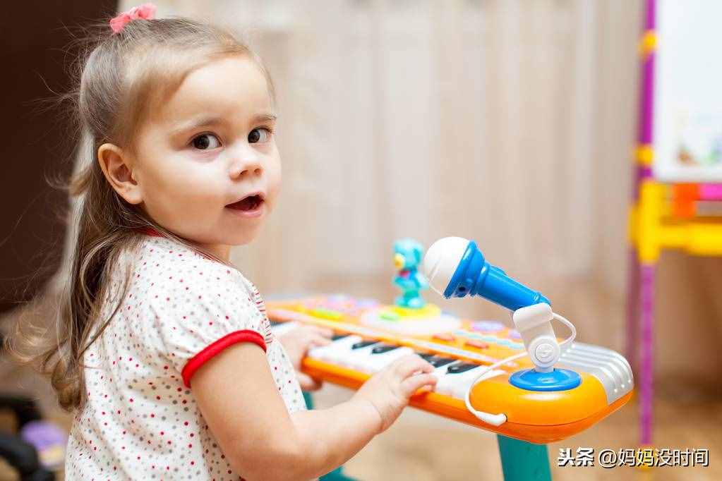 2-3岁孩子最不能少的5类玩具，功能各有不同，全面提升孩子智力