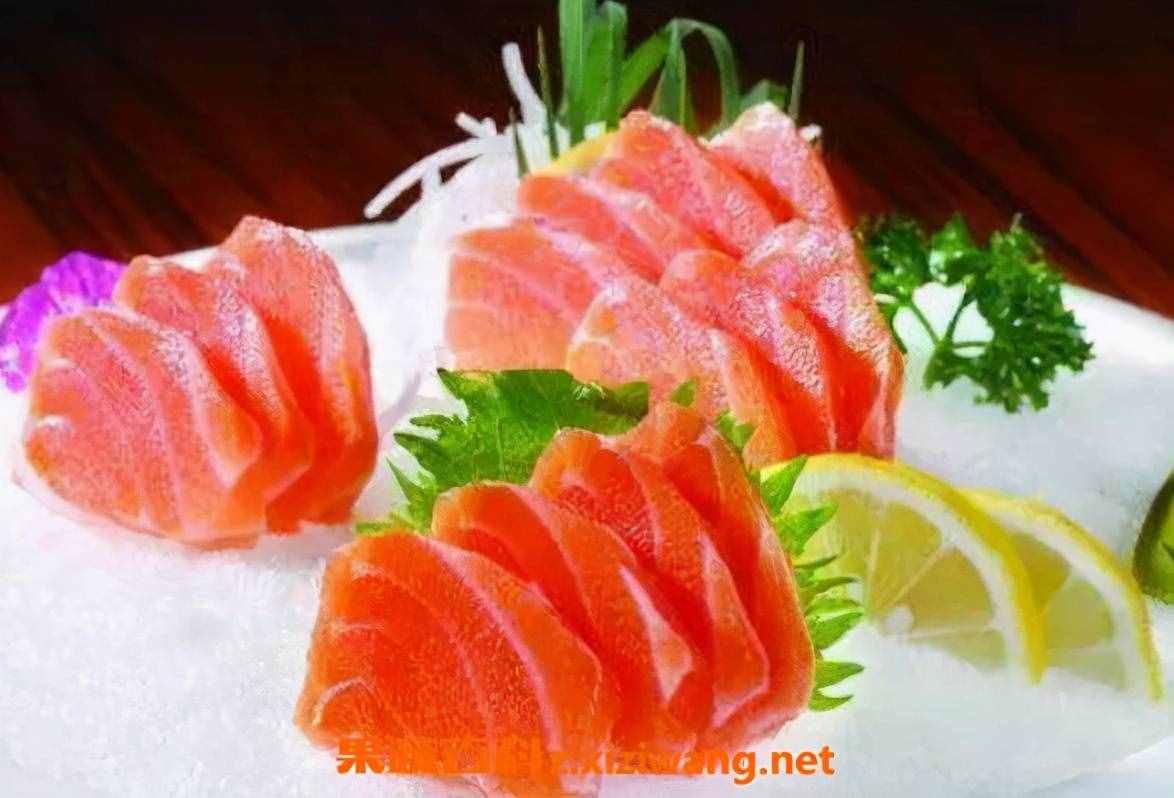 东盛澜丨三文鱼能生吃吗 生吃三文鱼的正确吃法