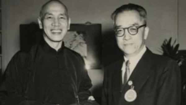 1948年，北大校长胡适和清华校长梅贻琦，为什么选择去台湾？