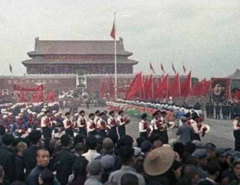 1949年选首都时，为什么最终选择了北京？