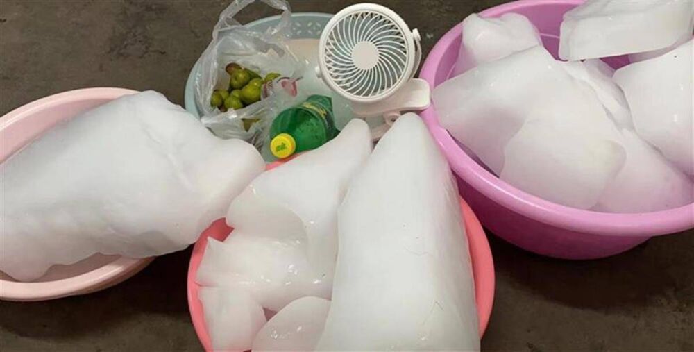 邯郸学院发70吨冰块降暑引热议，效果有限学生还是盼望安空调