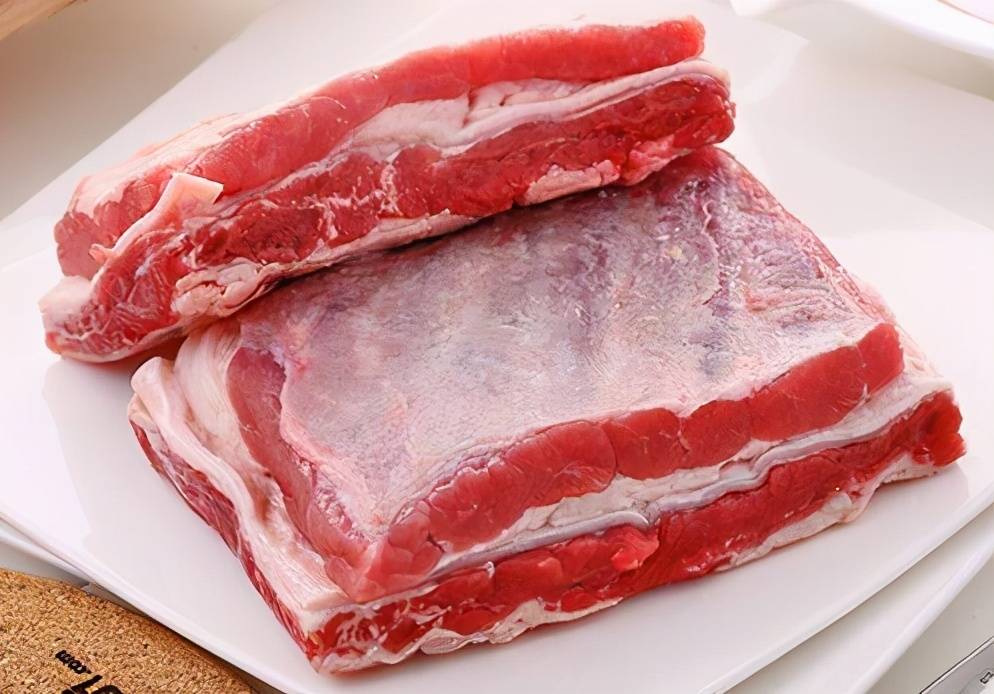 炖牛肉总发柴？做好3点很重要，肉炖好软烂又入味，不柴不腥