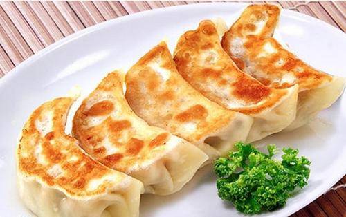 速冻饺子怎么做煎饺？