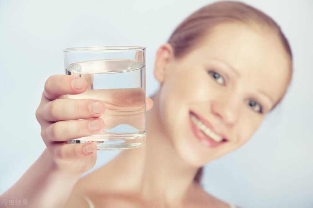 预防肾结石，我们该如何喝水？看专家分享的经验，让效果翻倍