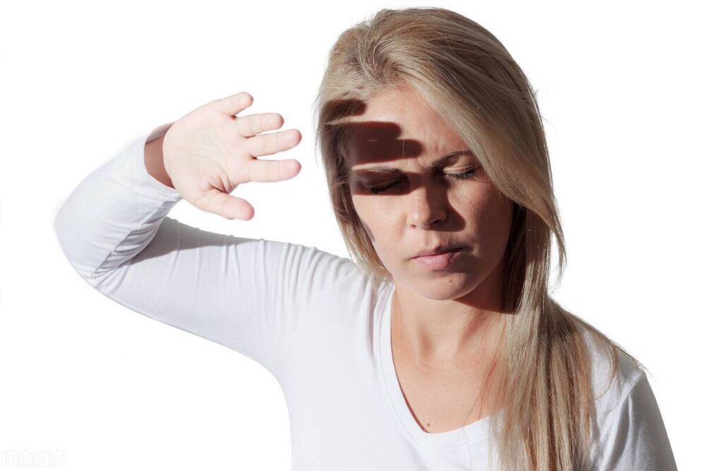 眼睛畏光睁不开有可能是干眼症，这5种方法有效预防干眼症