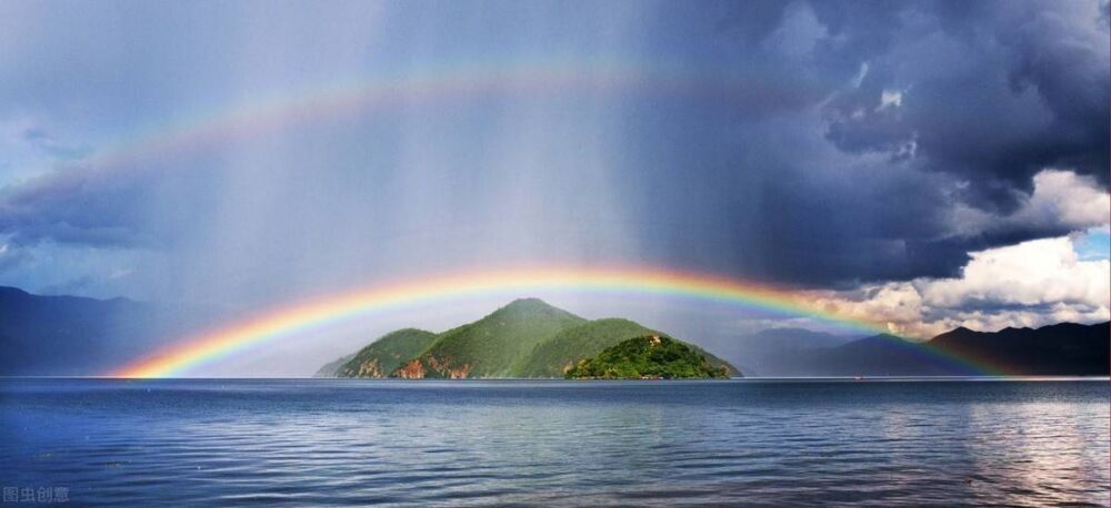 为什么会有彩虹，天空会同时出现两个彩虹吗？