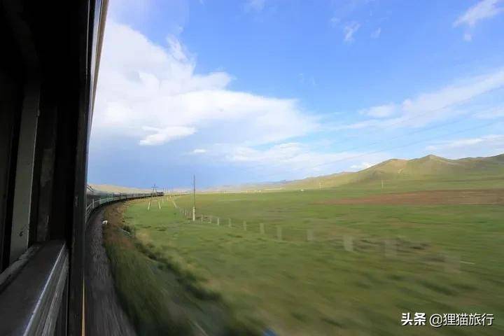 北京到莫斯科的K3次列车，途经乌兰巴托、贝加尔湖，火车还要换轮