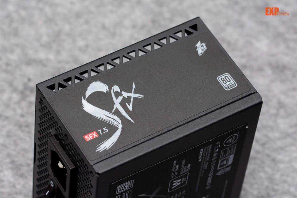 首席玩家六边形战士750W电源评测：小而弥坚的高功率SFX铂金电源