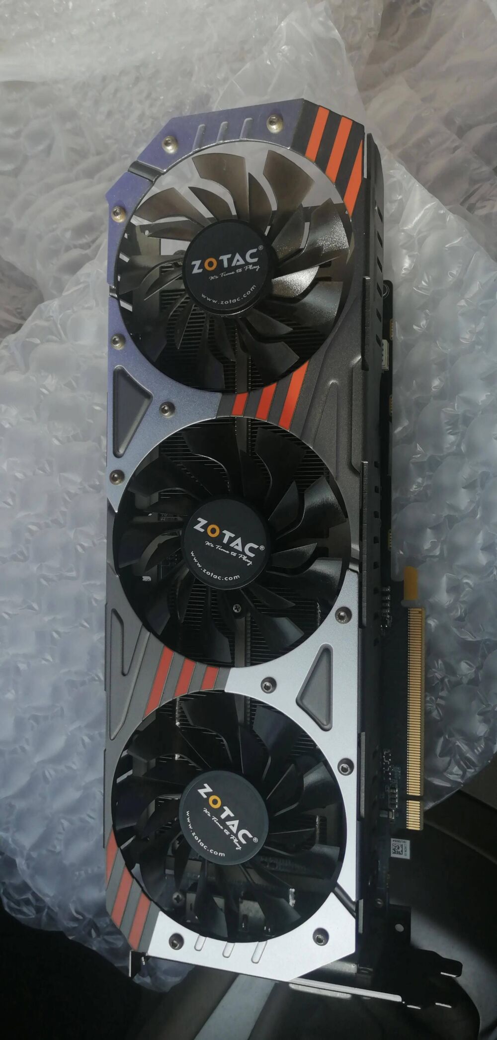 显卡普涨，强烈推荐购买二手gtx970过度。