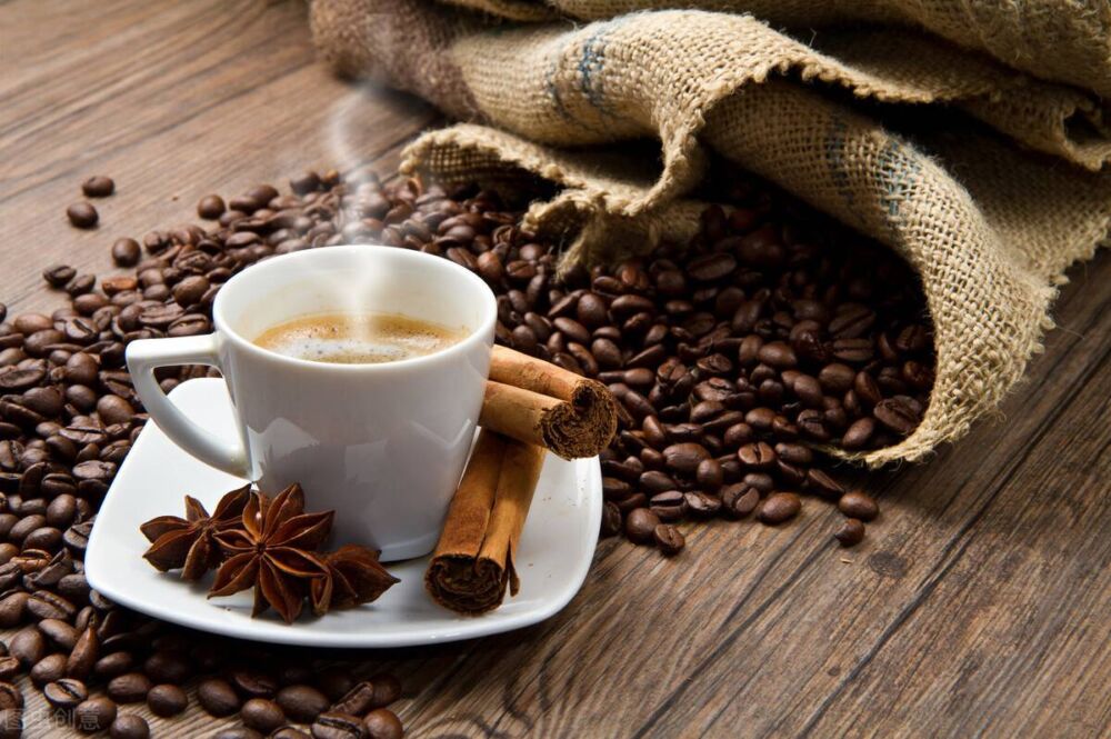 奶茶PK咖啡究竟谁才是职场饮品的“流量担当”呢？