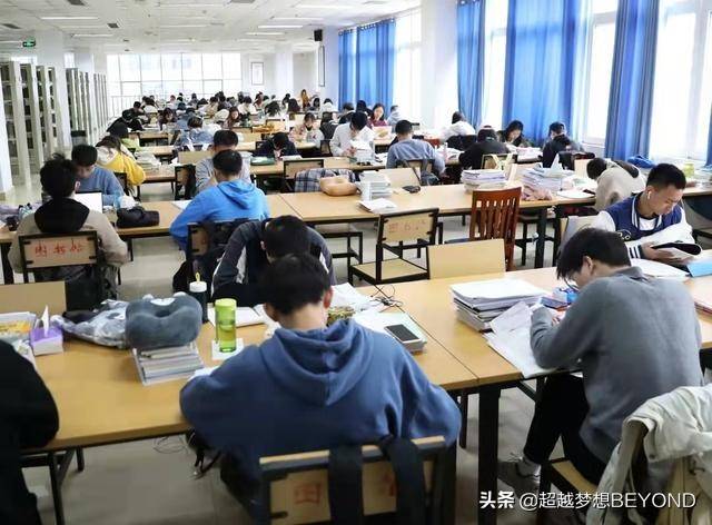 西华师范大学2021年四川省各专业录取分数统计