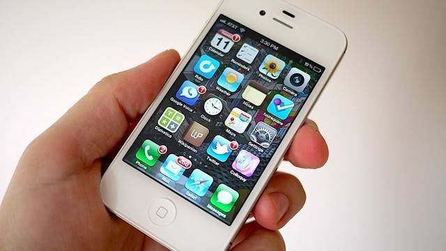 上古神机iPhone 4S居然获得了iOS更新