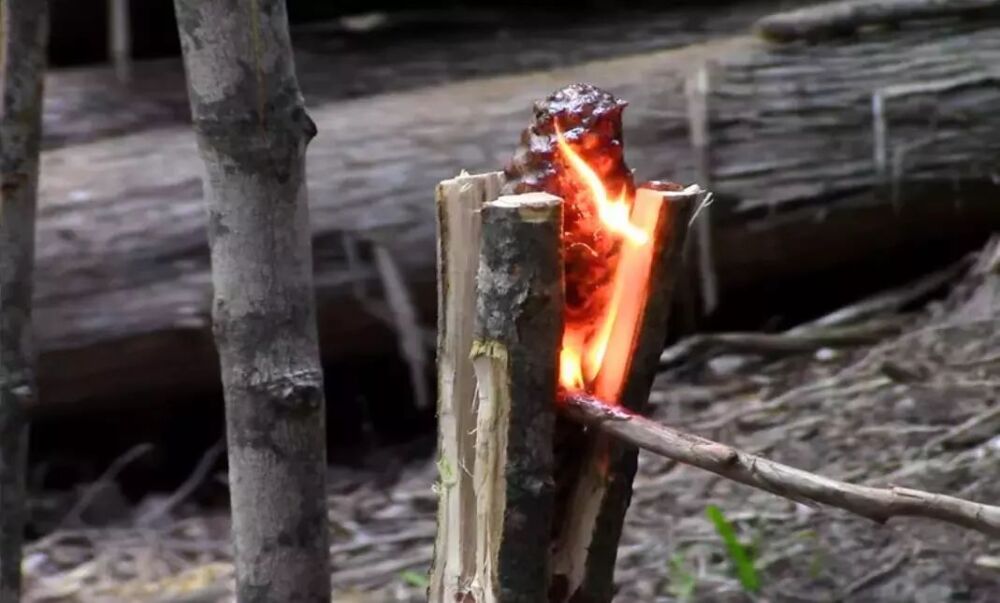 『制作一个可持续燃烧的火把』