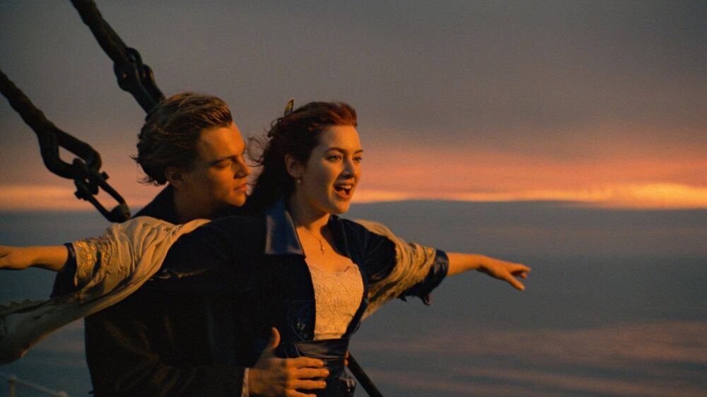 没想到《泰坦尼克号》也有幕后照，杰克和罗丝的另一面曝光