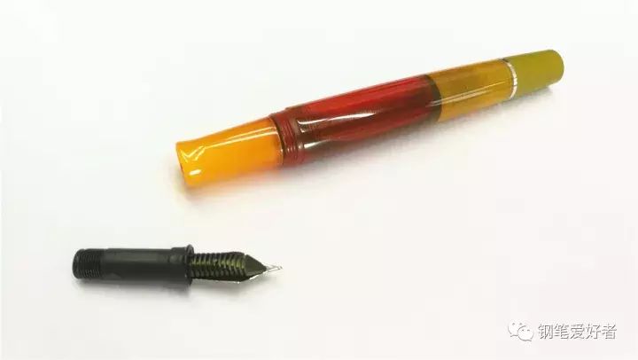 笔尖更换不麻烦，台湾正统滴入式钢笔笔尖粗细演示及更换笔尖图解
