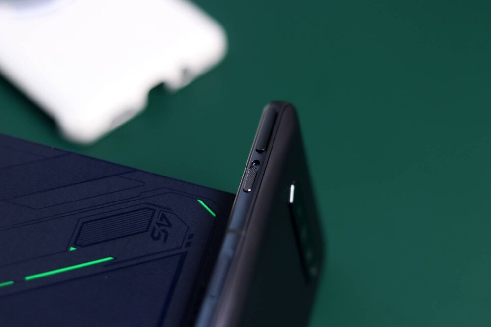 游戏手机王者，可能是最猛的骁龙870手机：黑鲨4S上手体验