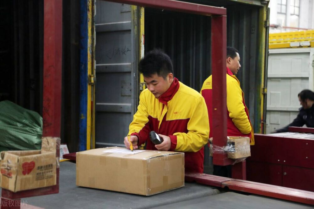 我，在北京当快递员，工作5年，透露快递员的薪资和真实工作经历