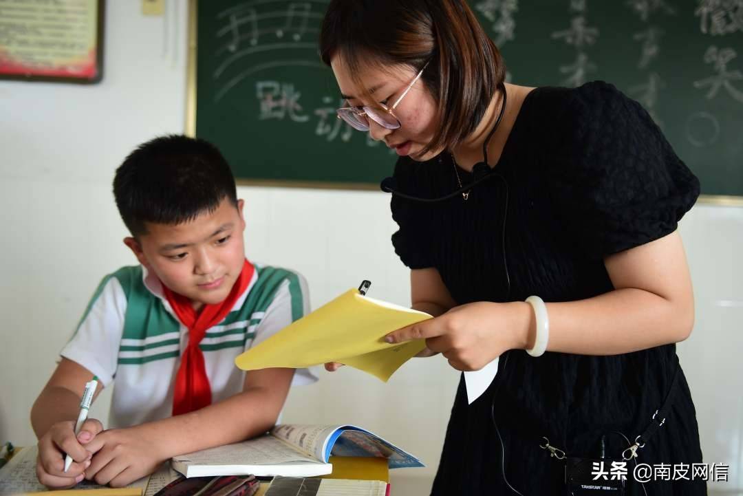 河北南皮：充实特岗教师，为乡村孩子点亮“心灯”