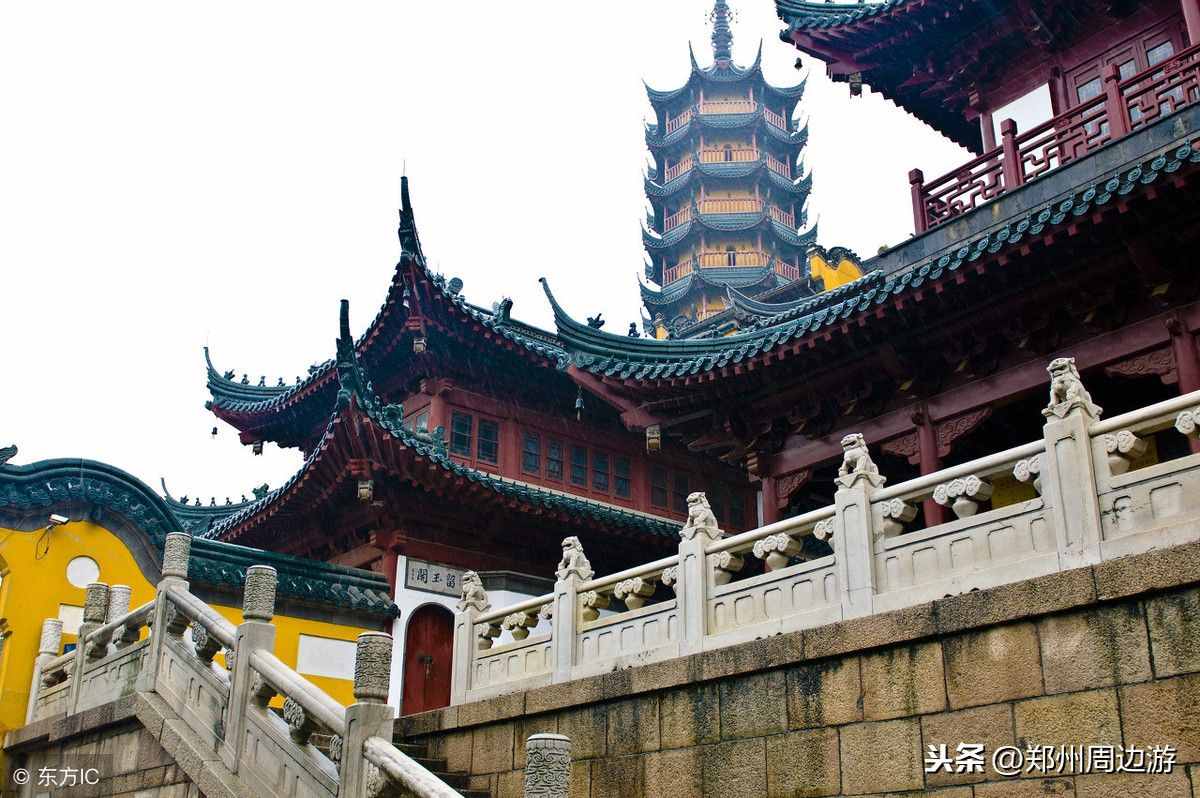 镇江金山寺，融众多名人、历史、传说和神话故事为一体的文化圣地