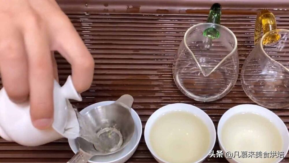 花茶怎么泡？茶艺师教您两种家常泡茶的方法，居家或旅行必备泡法