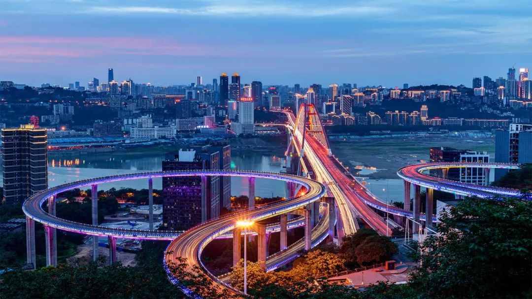 重庆的交通到底有多魔幻？