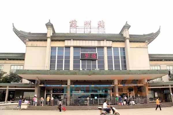 苏州火车站，中国火车站界独一无二的存在