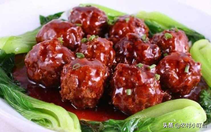 舌尖上的中国——江西十大美食之八《鄱阳湖狮子头》