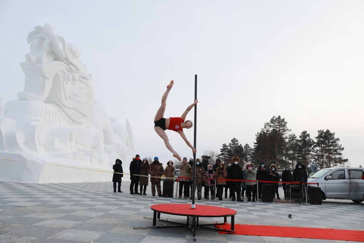 2020第六届漠河钢管舞（空中舞蹈）极寒挑战赛开幕