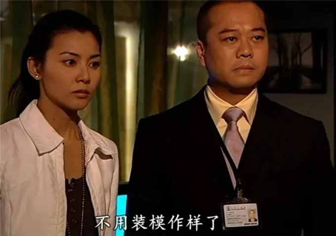 《洗冤录》22年：欧阳震华依然是TVB收视福将，蓝彩蝶不温不火