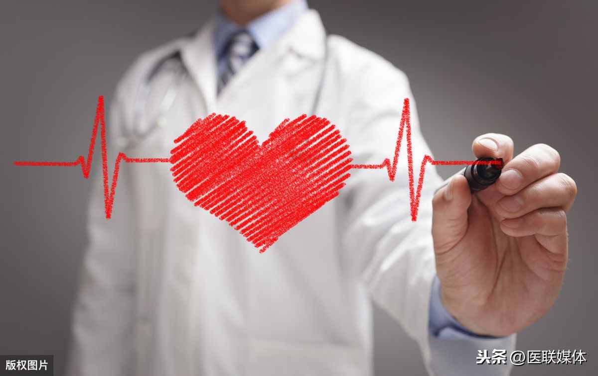 心电图报告提示"异常"，就是心脏有问题？还得看这3点，别大意