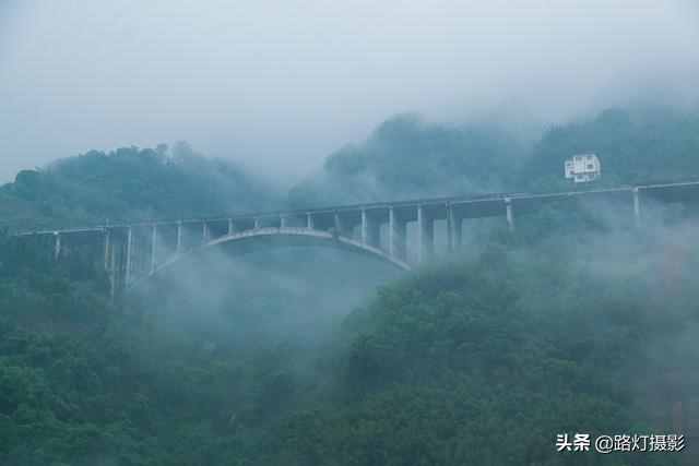 中国最美的丹霞地貌，贵州赤水丹霞，让人不禁赞叹自然的鬼斧神工