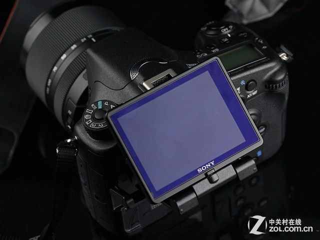 更多对焦点 索尼A77 II单电相机评测