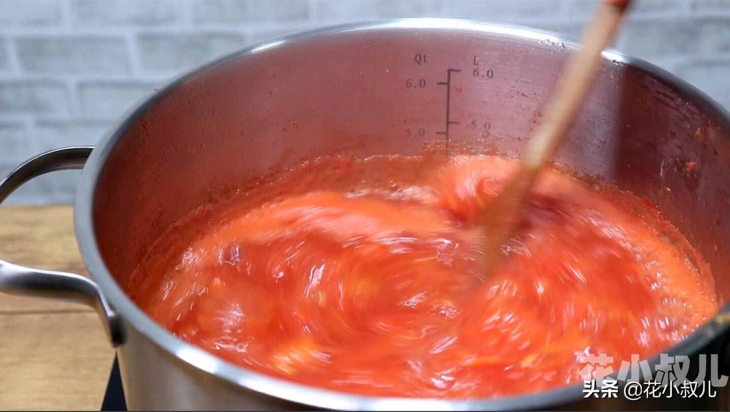 番茄酱的2种做法，加一勺淀粉，香甜顺滑浓稠，存起来可以吃半年