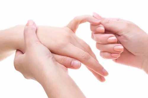 超实用的十种常见病手穴疗法详解，让您手到病除（建议收藏）