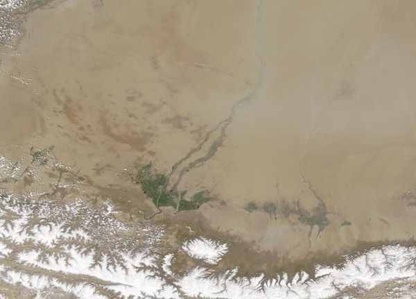 中国死亡之海被NASA卫星扫描！发现了不一样的情况，这是“奇迹”