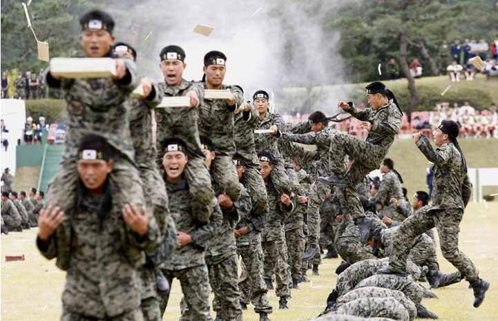 韩国突然裁减10万陆军！背后原因却值得警惕，预备役规模仍然庞大