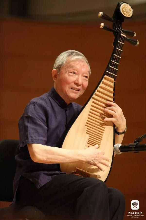 琵琶演奏家刘德海去世，他是最早和柏林爱乐合作的中国音乐家